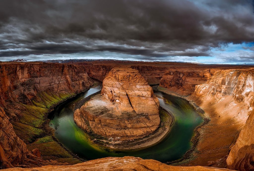 powell lake, arizona, glen canyon-1801726.jpg