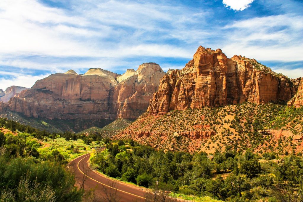 zion, mountains, utah-2271158.jpg