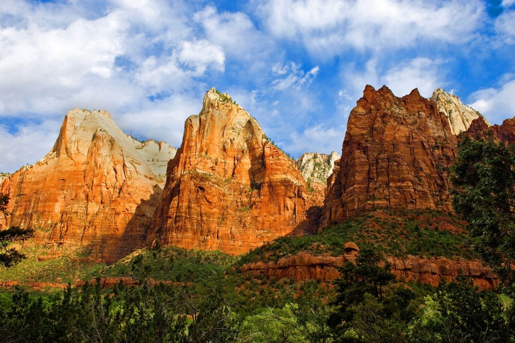 zion, utah, nature-4753150.jpg